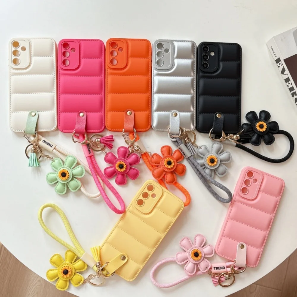 Luxury Down Jacket Sunflower Wrist Strap Case for Samsung Galaxy S25 S24 Ultra S23 S22 Plus S21 FE A56 A55 A54 A16 A35 A15 Cover - náhled 6