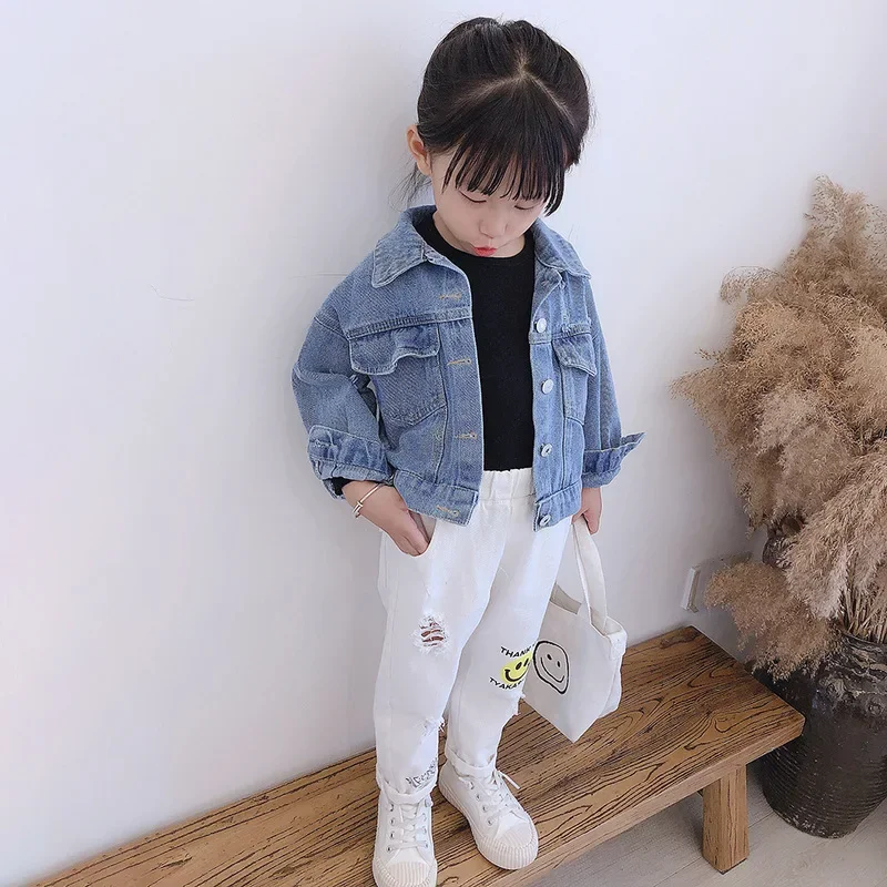 Spring and Autumn 2023 new style cute and comfortable vintage flower denim jacket for children\'s personality jacket