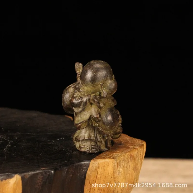 Antique-style brass alloy craft piece with a shoulder bag, featuring the Maitreya Buddha, for home and living room decoration