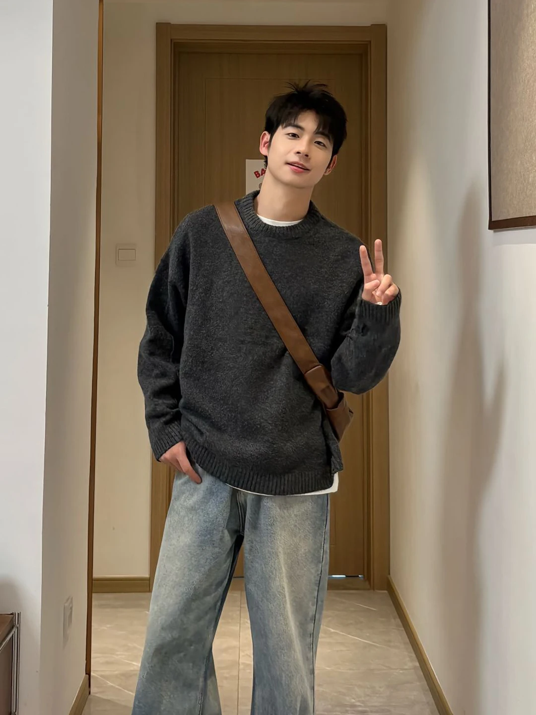 

Deep Grey round Neck Knitwear Soft Warm Men's Base Layer Shirt Casual Style Long Sleeve Top for Autumn Winter