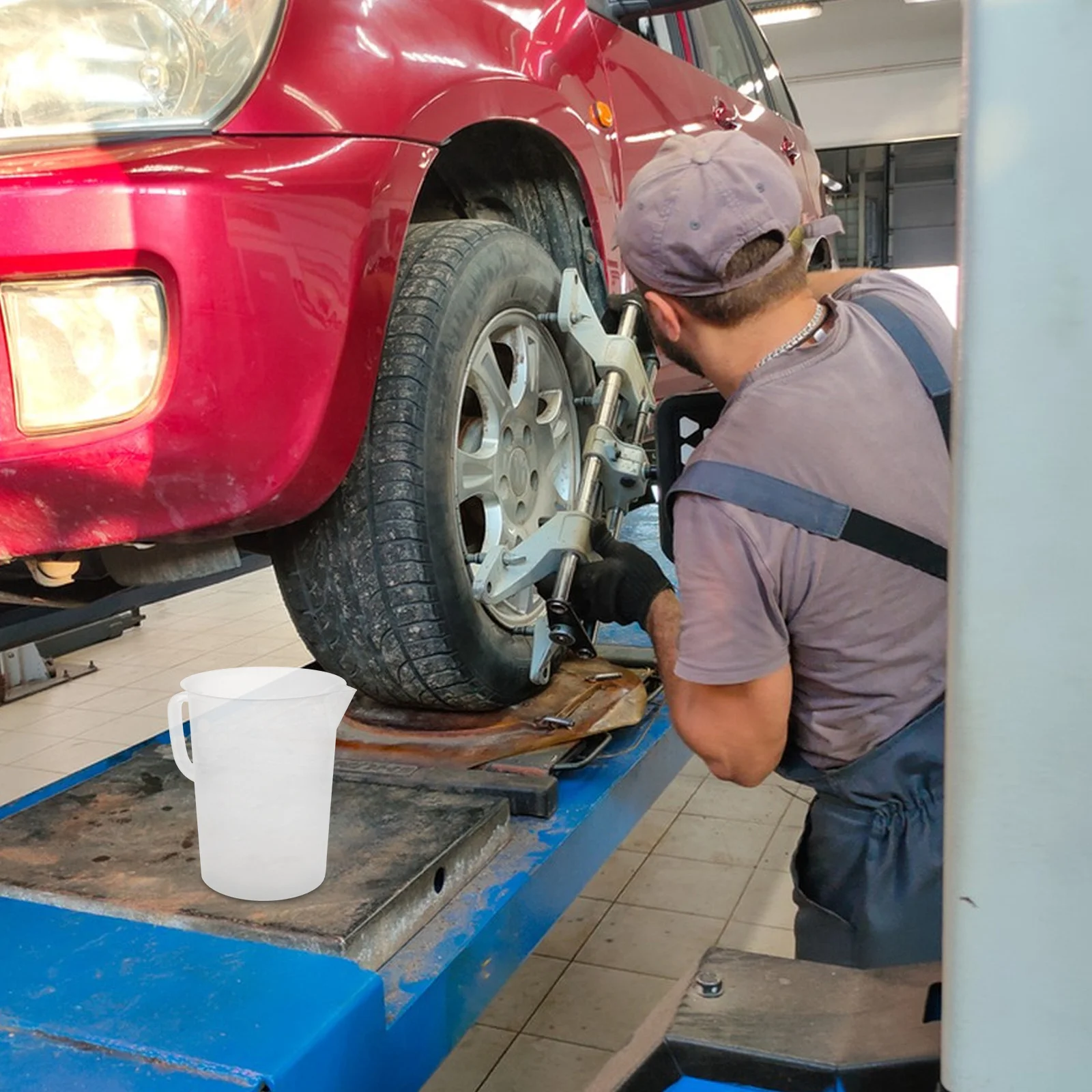 

5000ml Large Plastic Measuring Jug Oil Measuring Cup High Precision Automotive Mechanical Use Ergonomic Design Graduated