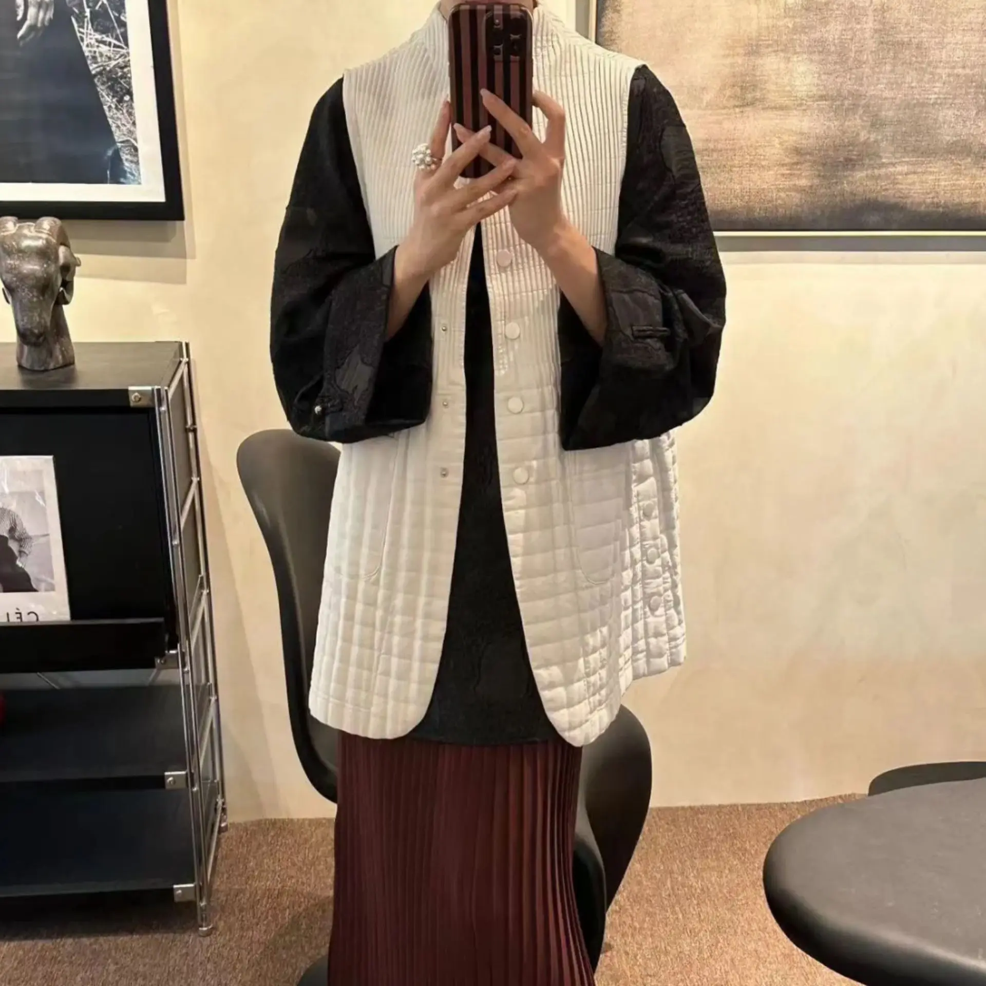 ミヤケプリーツベスト 2025 秋冬 ペプラム コットンベスト レディース コットン服 厚手 無地 シンプル 快適 ジャケット