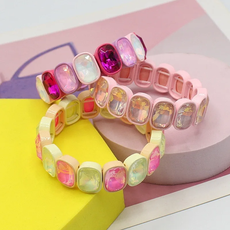 

2025 New Mocha Color Crystal Macaron Rainbow Color Scheme Enamel Bracelet. Suitable for All Kinds of Holiday Gifts