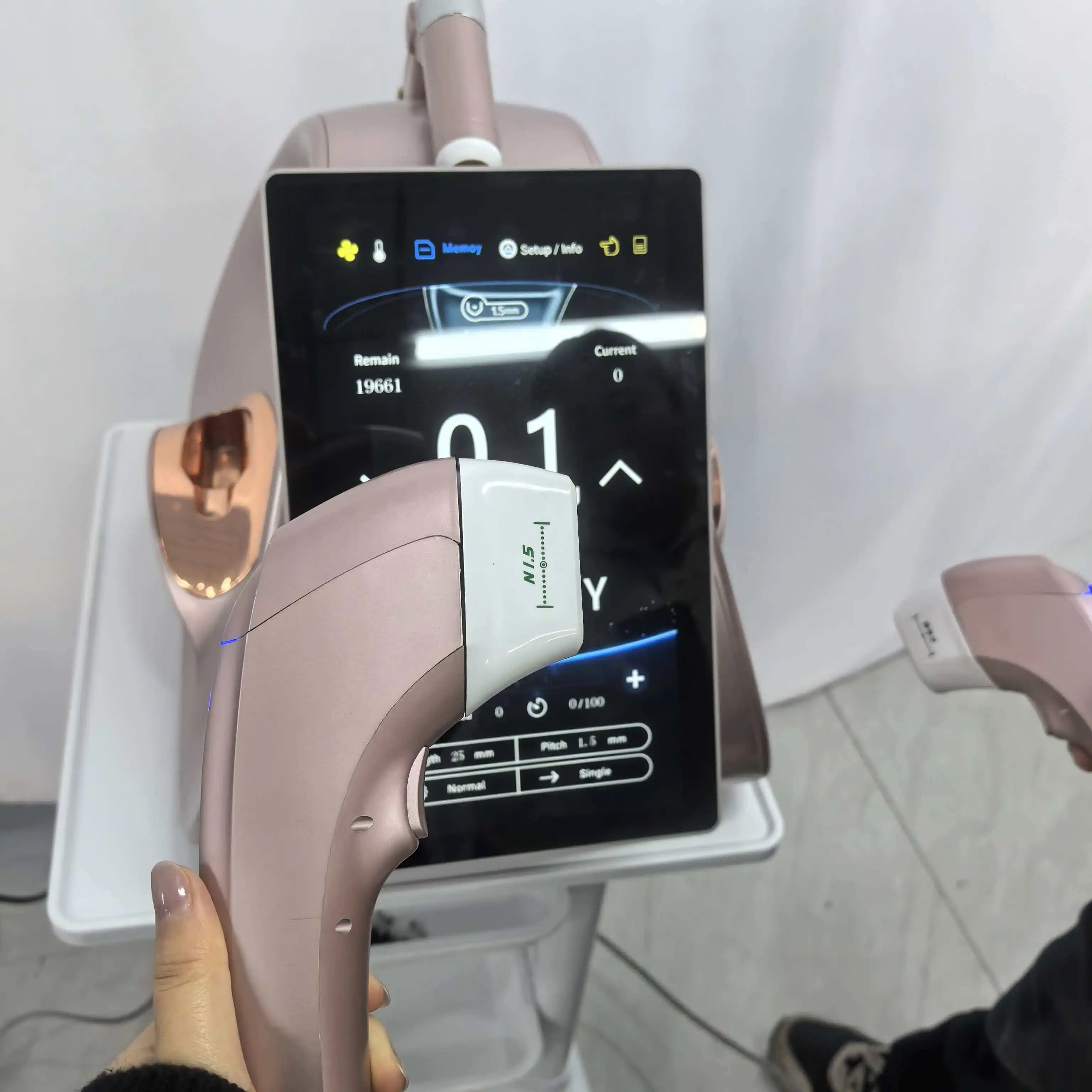 Macchina Professionale Portatile 12D HIFU per Lifting Facciale e Corporeo, Rassodamento della Pelle, Anti-invecchiamento e Ringiovanimento