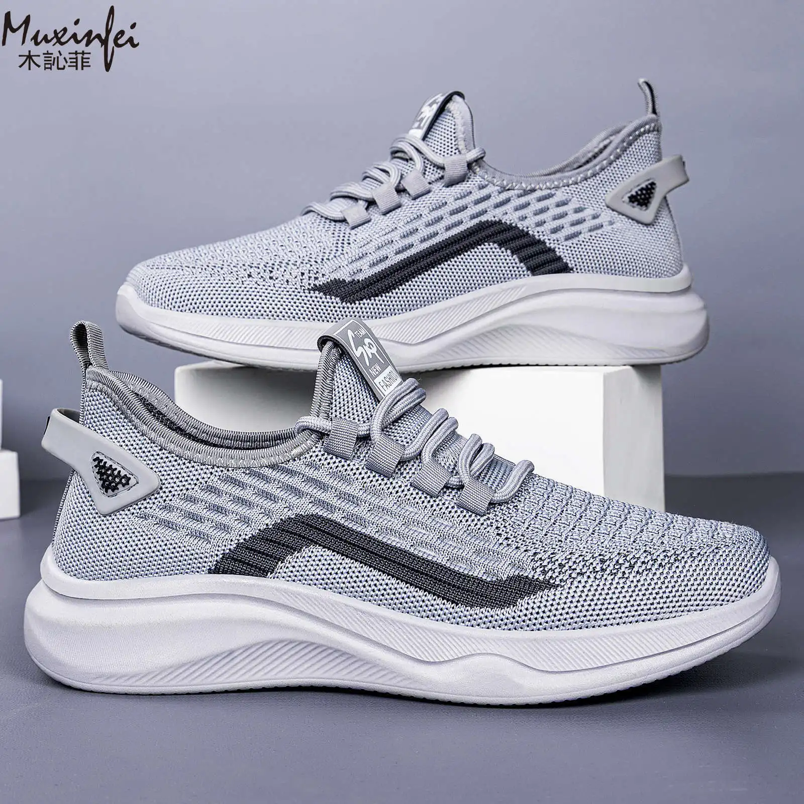 Men's Shoes 2026 Spring New Breathable and Odorless Foot Sports Shoes Soft Sole Versatile Casual Men's Shoes