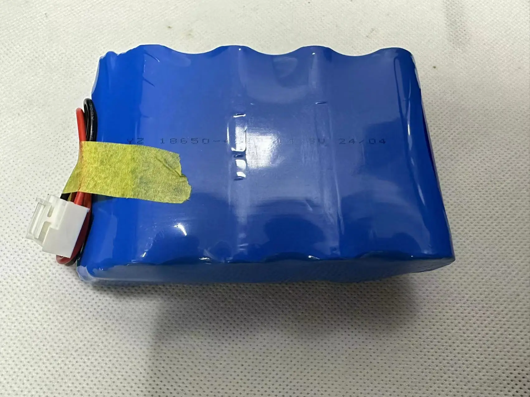 buy more will cheap 18650 lithium rechargeable battery 5200MAH with plug 12V4 series 2 parallel lighting player audio toy 14.8V