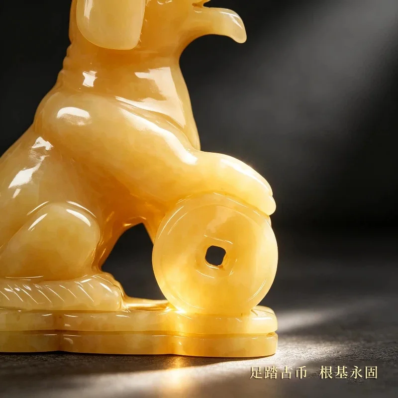 Natural jade beige jade ingot dog figurine, 12 zodiac signs, attracts wealth, home living room decoration, gift