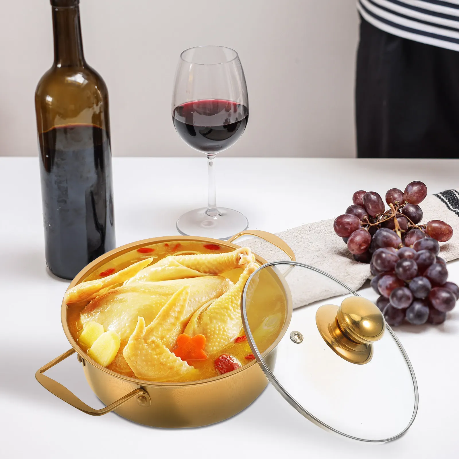 

Золотистая кастрюля из нержавеющей стали с крышкой из закаленного стекла и двумя ручками для индукционных плит, для приготовления рамена, тушеных блюд и лапши