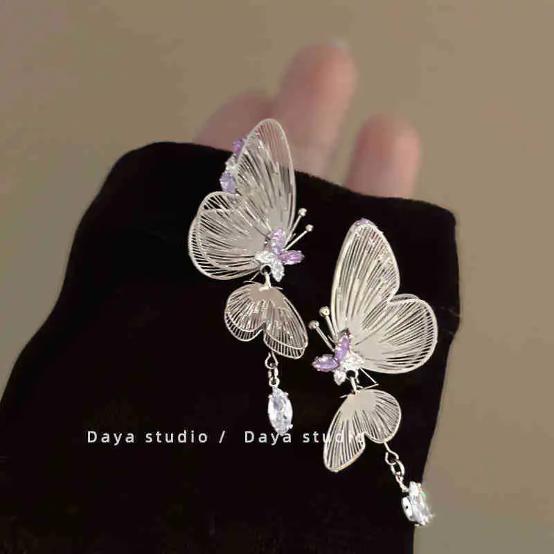Exquisite Purple Zircon Hollow Butterfly Earrings For Women Fashion Butterfly Tassel Pendant Earrings Party Jewelry Girl Gifts