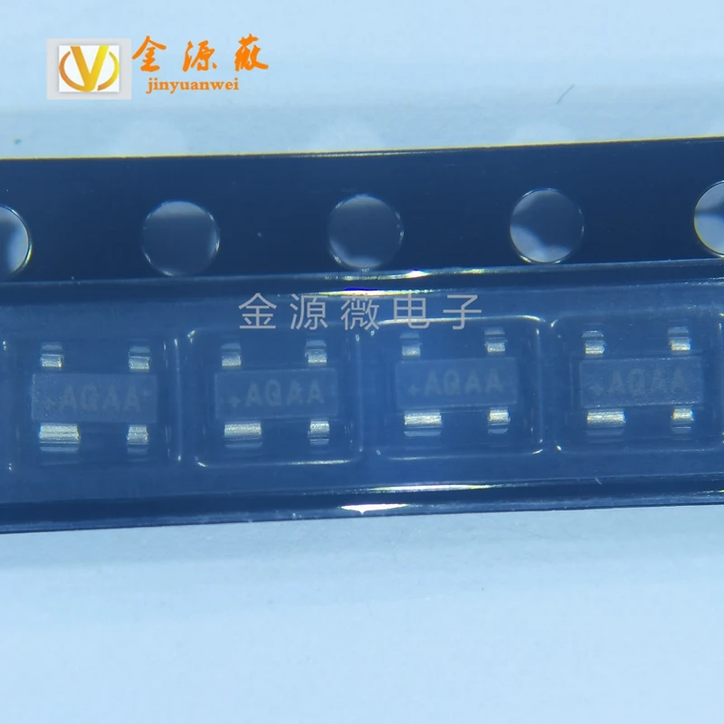 (10PCS) MAX811SEUS+T SOT-143 Low level active pin SOT reset IC 2.55V~5.5V with manual reset monitor and reset chip