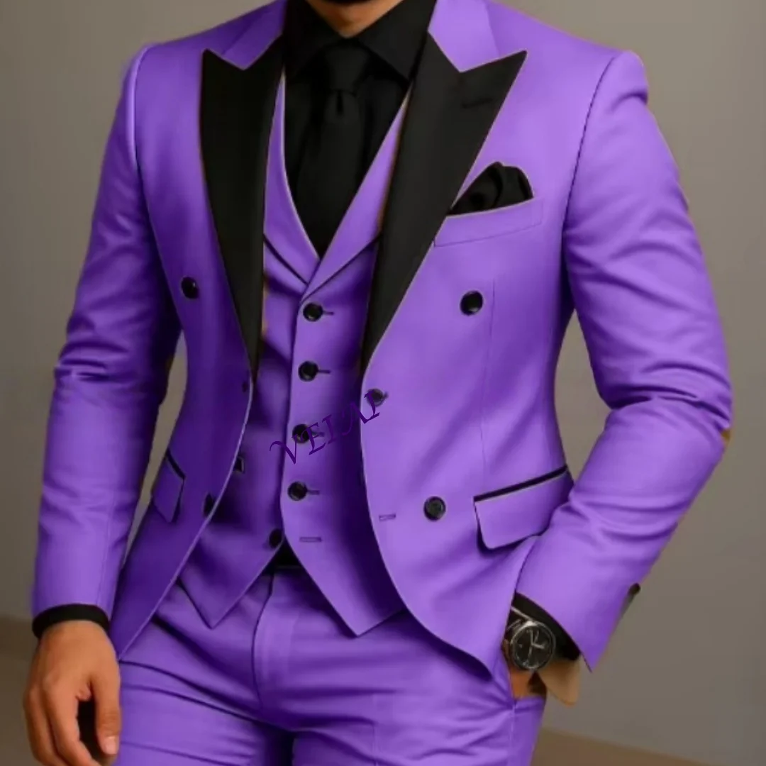 

CustomizedBeige Double Breasted Suit Black Lapel Slim Fit Wedding Suit