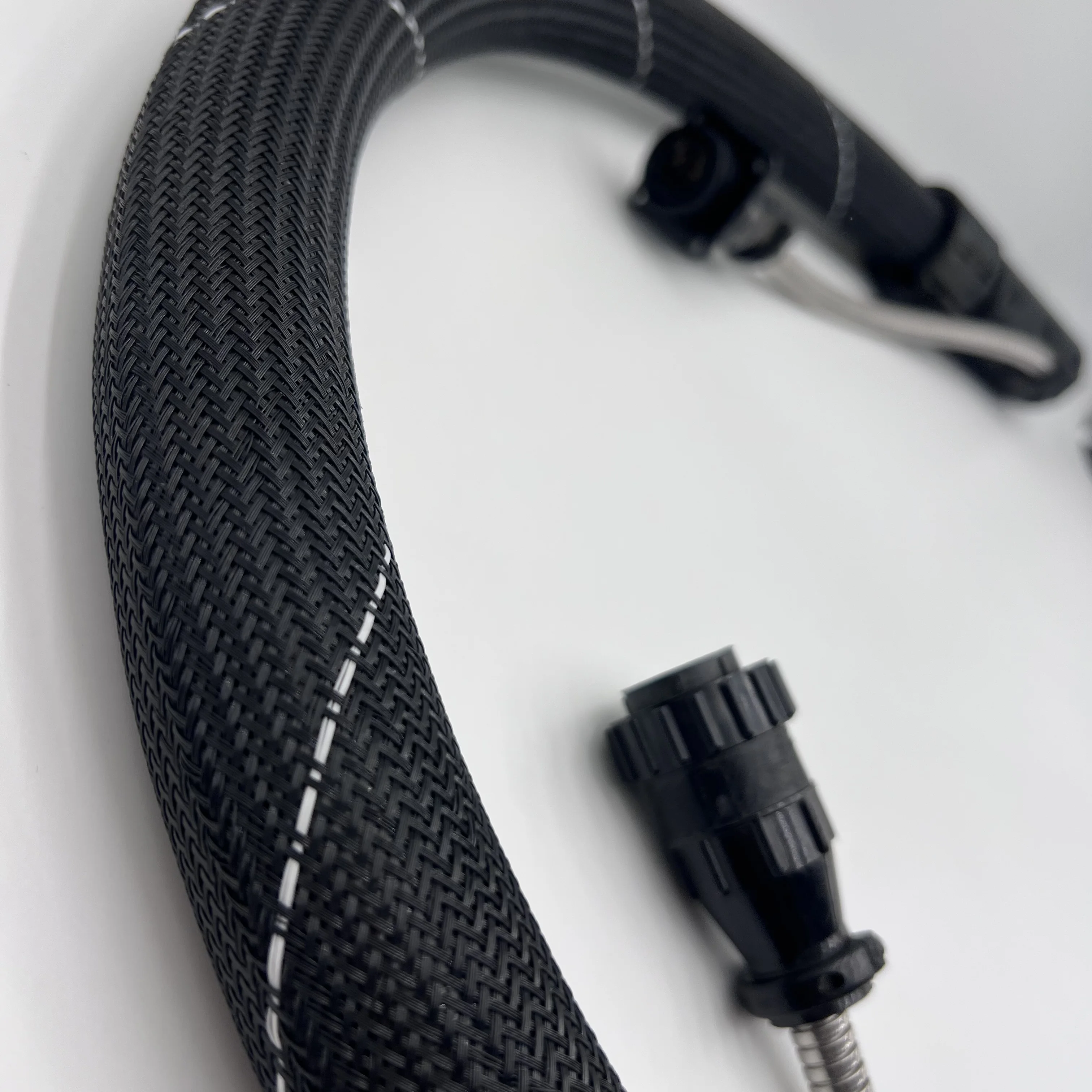 Black DN6 Low Pressure Heating Tube with PTFE Inner Tube 220V 10mm OD 260 Custom Length Cutting Service Hot Melt Glue Machine