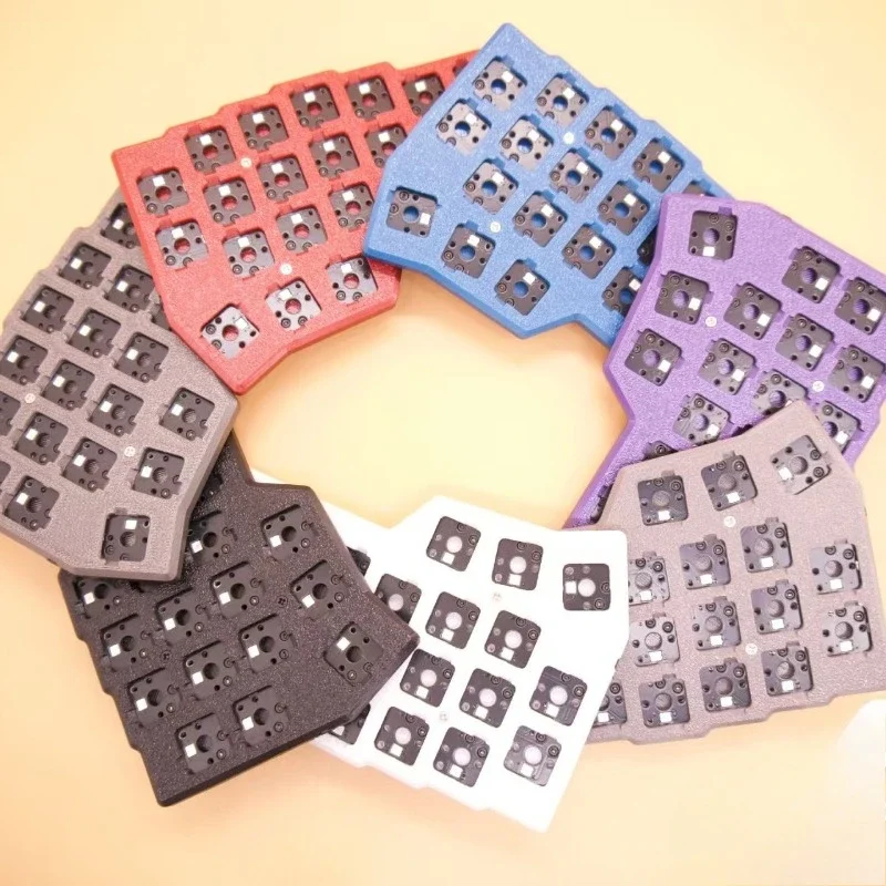 لوحة مفاتيح مقسمة من Corne V4.1 مخصصة 3X6 سلكية رفيعة للغاية أحادية الوضع RGB قابلة للتبديل السريع لألعاب البيئة تصميم Choc Axis Pig Nose Kit