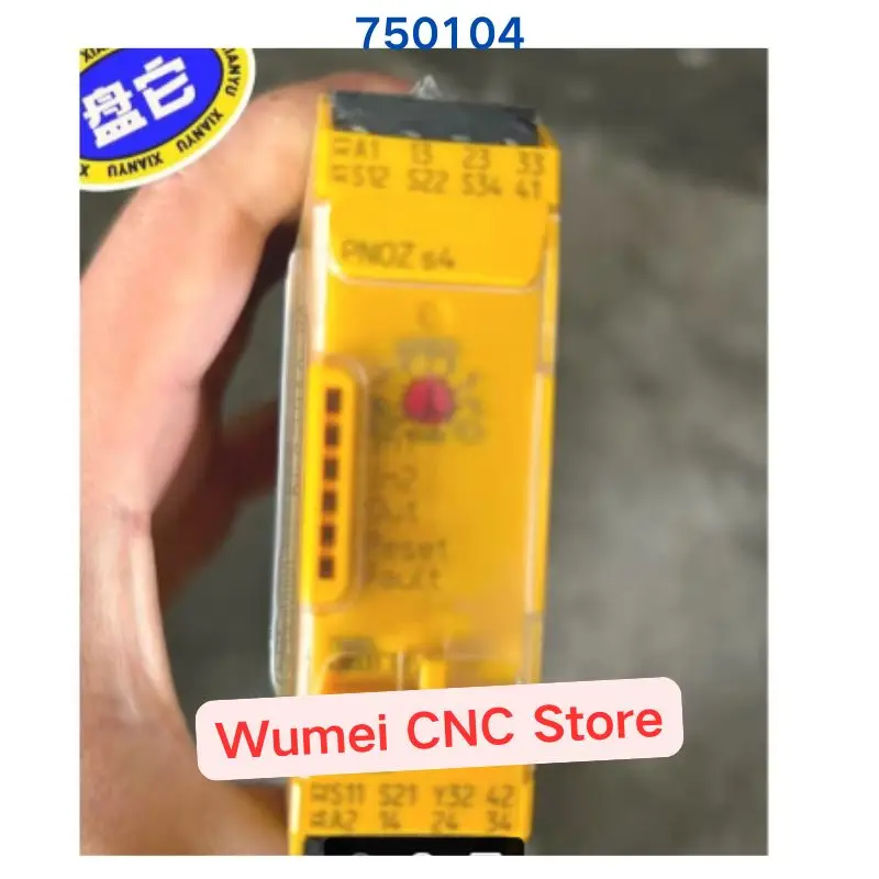 Brand new original relay PNOZ s4 750104 Fast Shipping If You Need Other Specifications, Please Consult