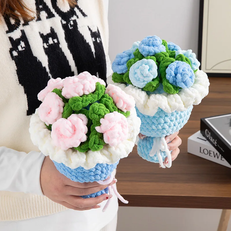 Rosa girassóis plantas de pelúcia crochê acabado malha criativa segurando buquês dia das mães aniversário formatura presente