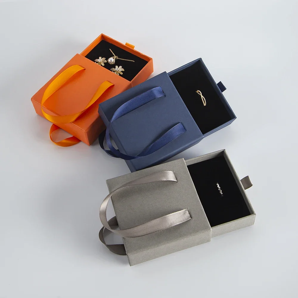 

50Pcs/Lot Portable Personalised Jewellery Gift Packaging Drawer Box Custom Logo with Handle for Necklace Earring Ring Organizer