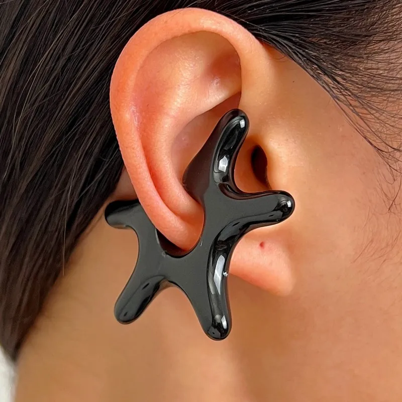 1Pcs Exaggerated Acrylic Star Ear Clip for Women Fashion Personality Big Red Blue Black No Pierced Ear Cuff Party Daily Jewelry
