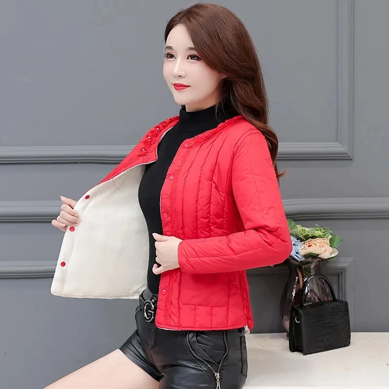 Autumn And Winter Warm Coats 2023 New Female Jacket Women's Lightweight Short Cotton Overcoat Slim Fit Portable Outwear