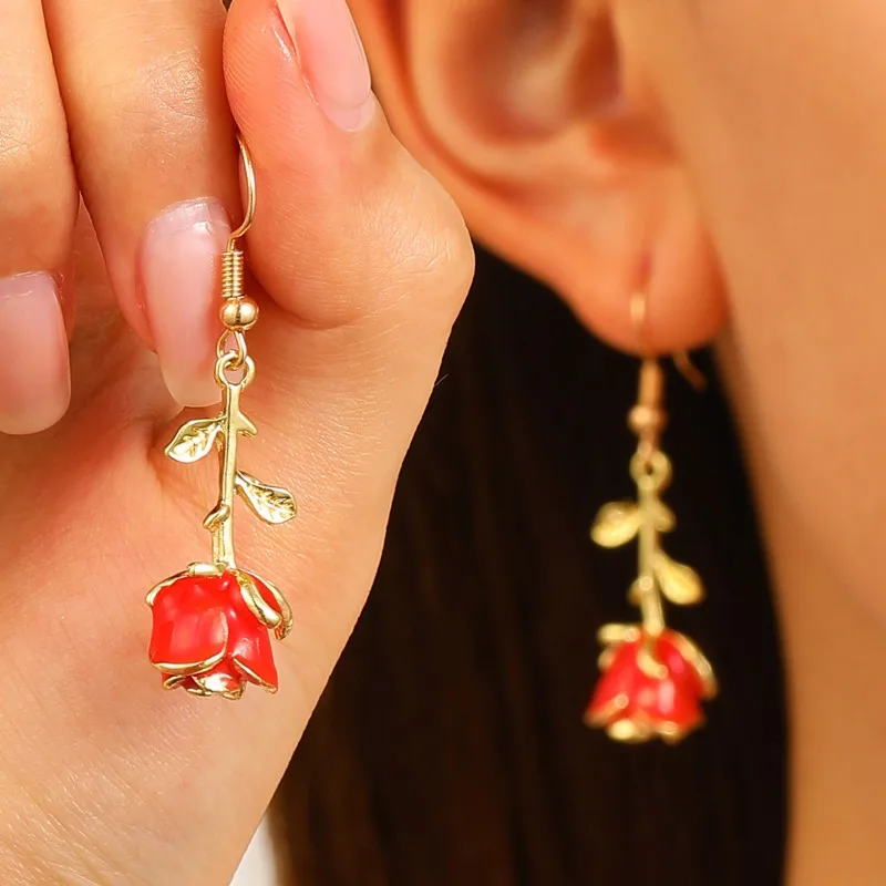 

Romantic 3D Rose Dangle Earrings for Women Retro Metal Flower Advanced Pendant Earring 2025 Gold Color Fashion Jewelry on Ear