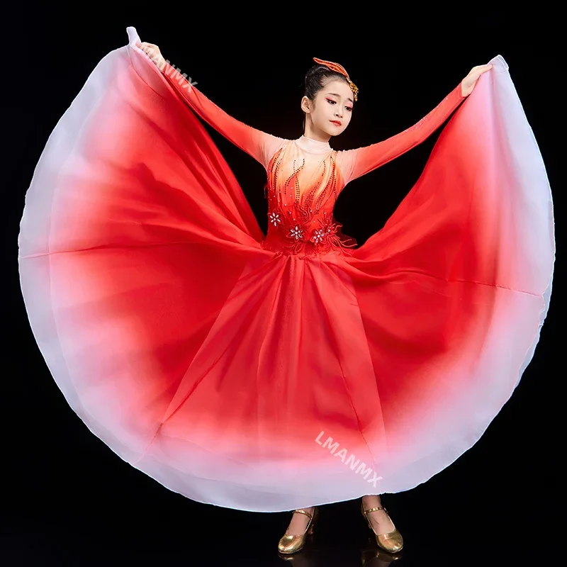 Costume de spectacle à grande jupe pour enfants, costume de spectacle de danse moderne chinoise dans les lumières