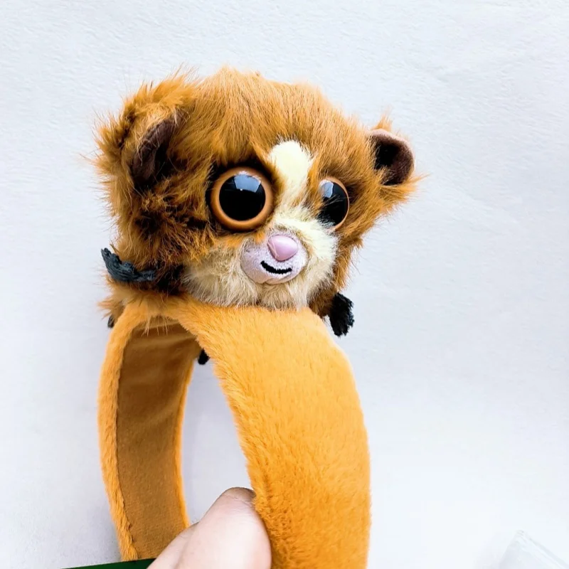 

Universal Resorts Madagascar Lemur Plush Hairband Interactive Headpiece - A Festive Gift and Souvenir for Girls