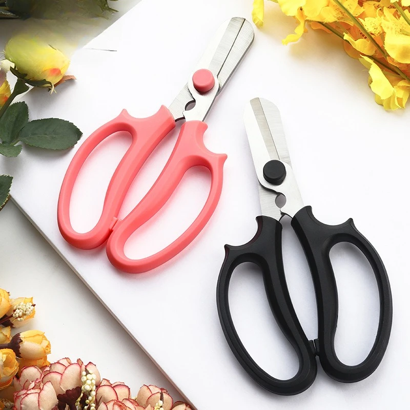 

Gardening, Floral Cutting, Flower Trimming, Flower Arranging, Home Flower Cutting, Cutting, Branches,Shop