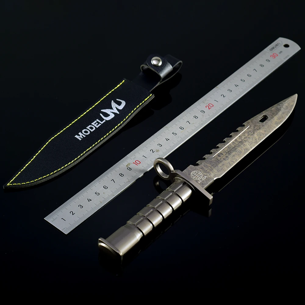 26cm エリートゲーム周辺機器 M9 ダマスカス鋼模様武器モデル トレーニング用小道具 刀 金属製おもちゃの刀 工芸品 男の子へのギフト