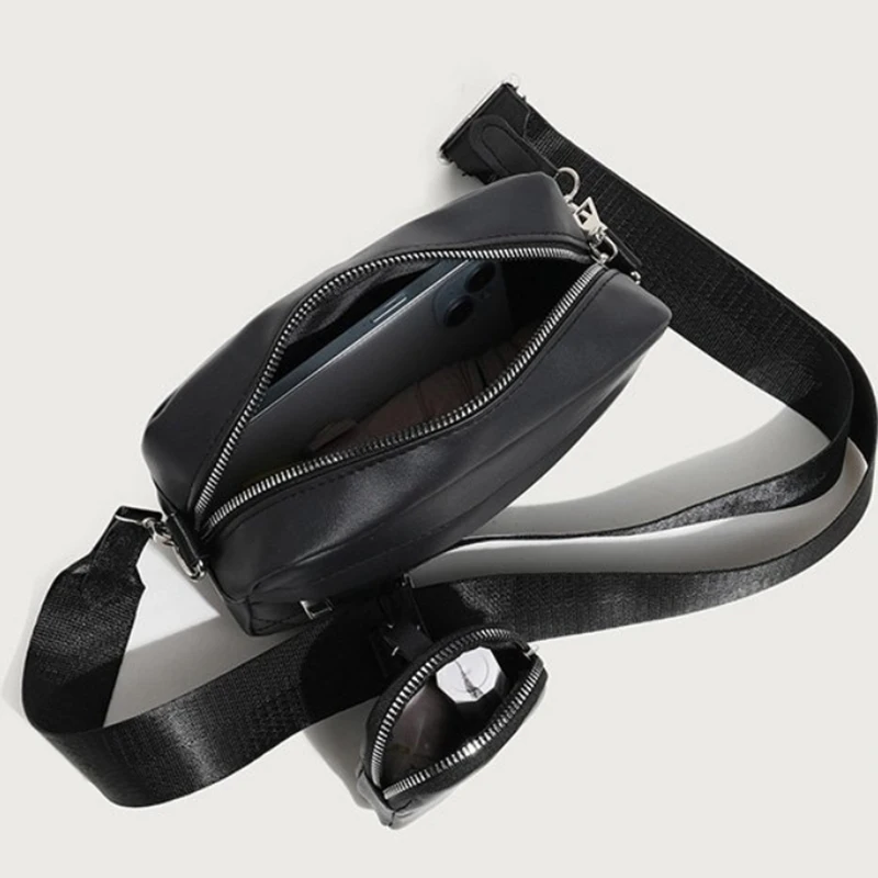 

Classic Diamond Grid Shoulder Bag PU Leather Wide Shoulder Strap Crossbody Bag With Mini Change Key Bag