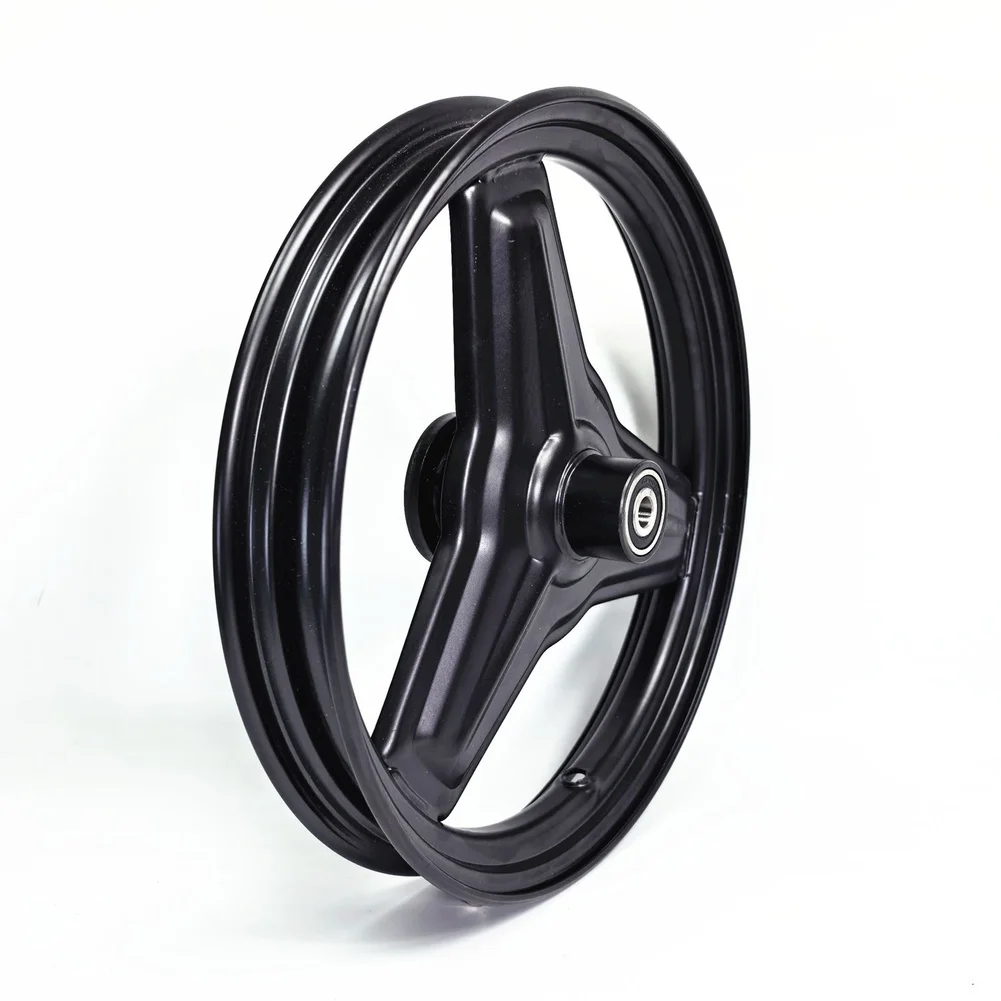 Roue avant de 14 pouces conçue pour les trottinettes électriques pliables, dotée d'un pneu solide sous vide 14x2.125, d'un moyeu en fer et d'un bandeau antidérapant.
