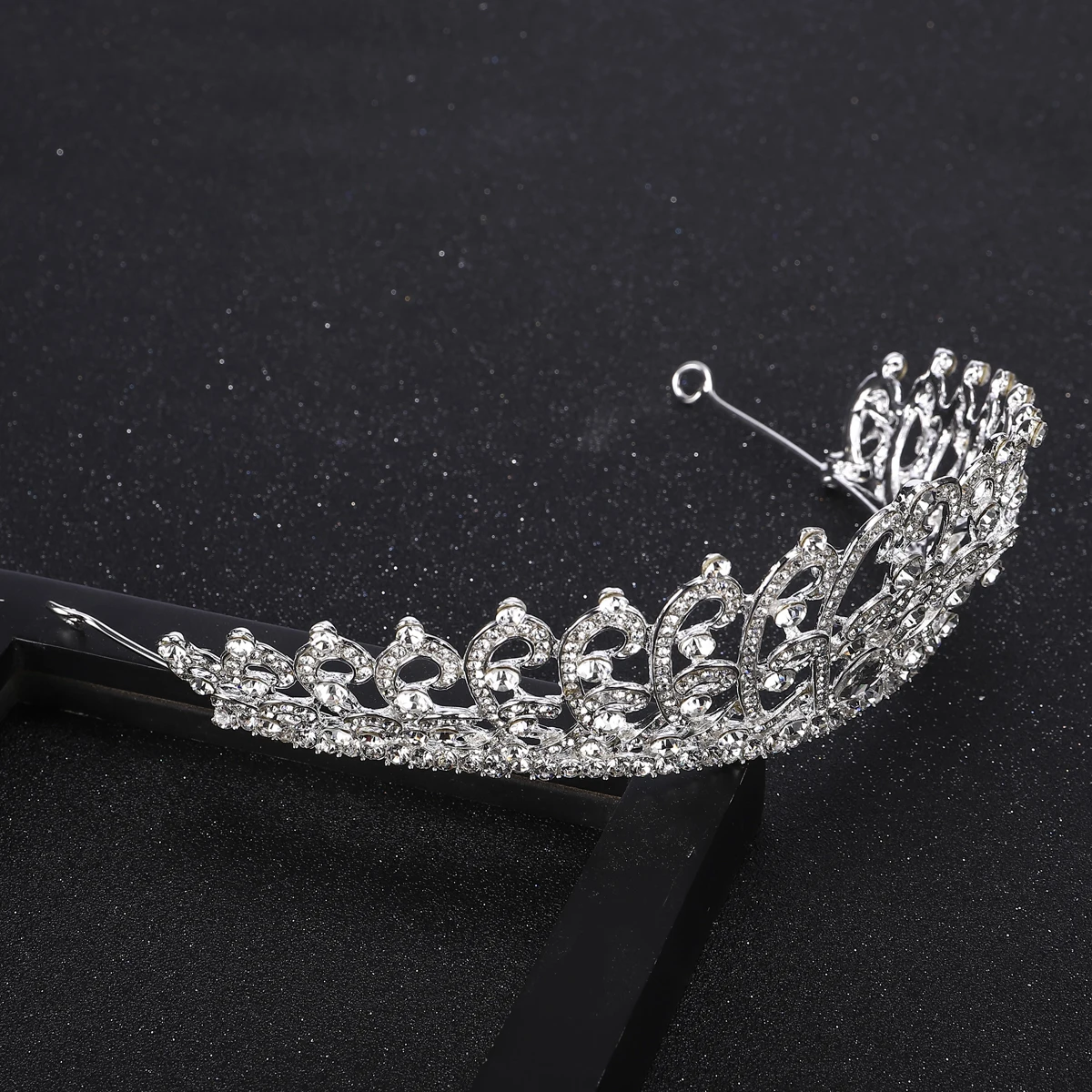 

Princess Crown Headband Party Headdress Wedding Hair Accessories for Women The Bride Bridal Crystal Rhinestone