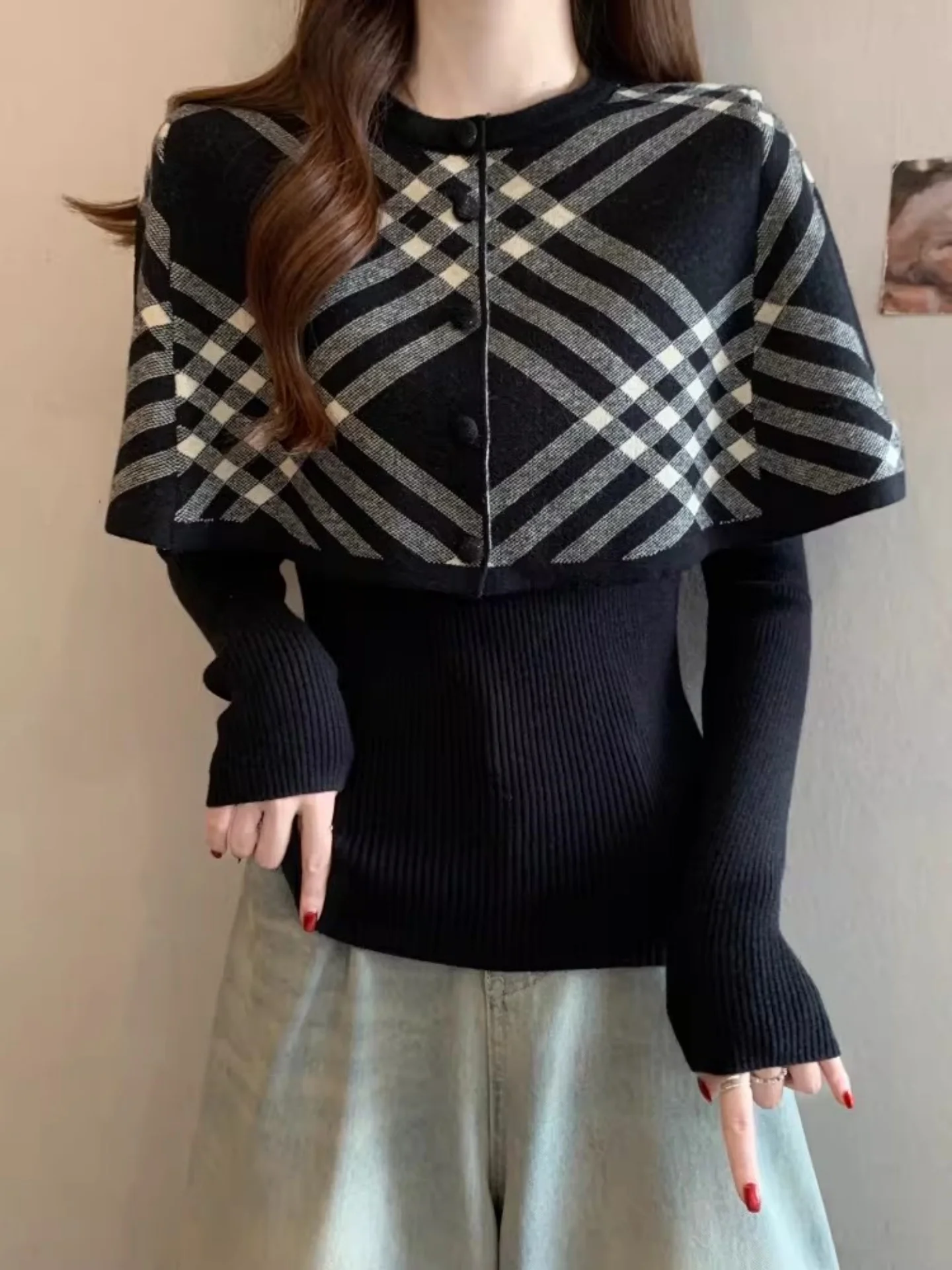 

Весна 2026: Уникальный красивый вязаный свитер-кардиган в клетку больших размеров для женщин, повседневный, с обычным рукавом