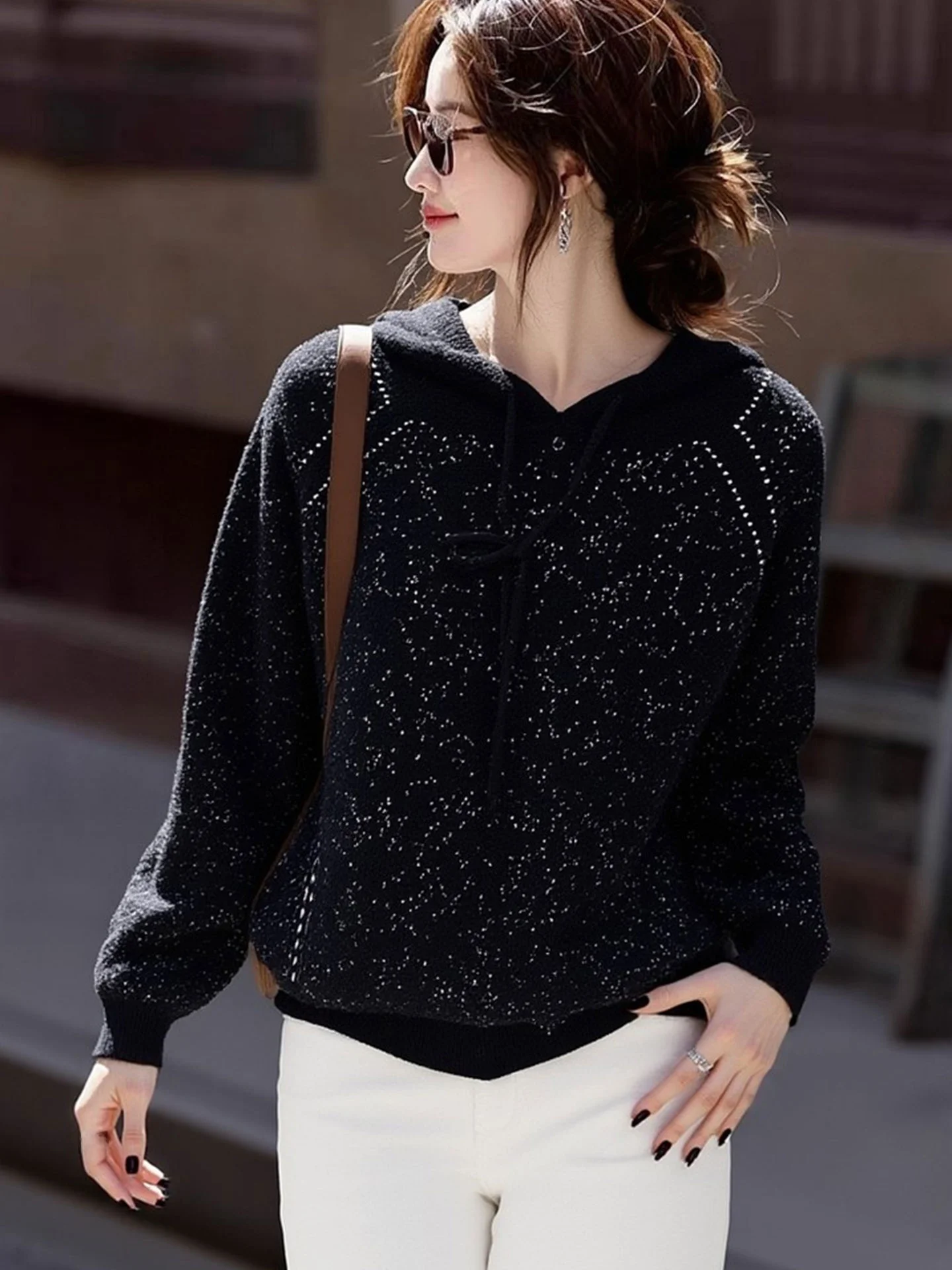 

Ele Long Sve Knitted irt with Rhinestones Loose Fit Spring 2026 Commute Sle Korean Version Warm Thermal Women's Top