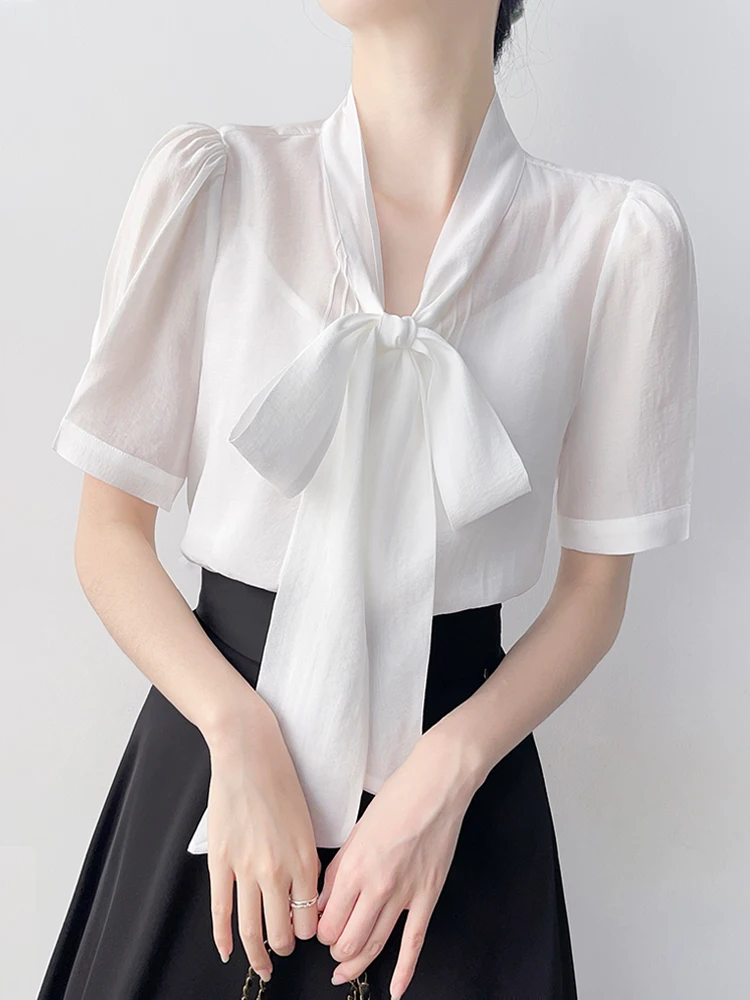 

Корейский летний женский комплект из двух предметов: топ на бретельках и юбка-шорты, белый, новый