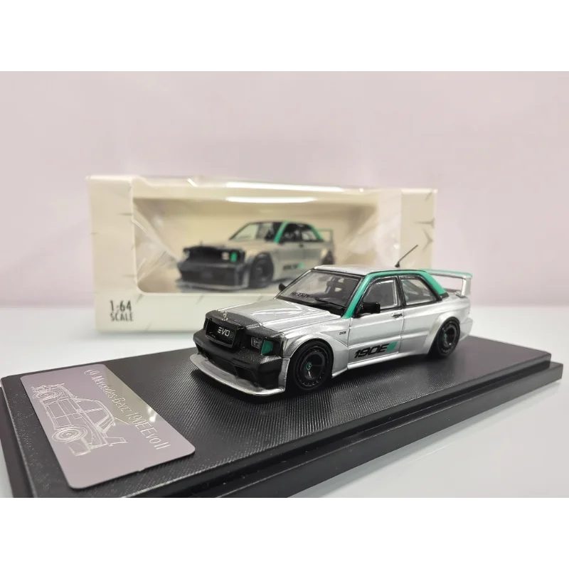 

Diecast RM 1:64 Scale Benz 190E EVO II Wide-body Modified Alloy Car Model Collectible Toy Gift Souvenir Display Ornament