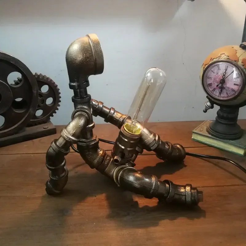 Creative Industrial Retro Iron Pipe Robot Desk Lamp for Coffee Bar and Office Desktop Decorative Lighting Fixture