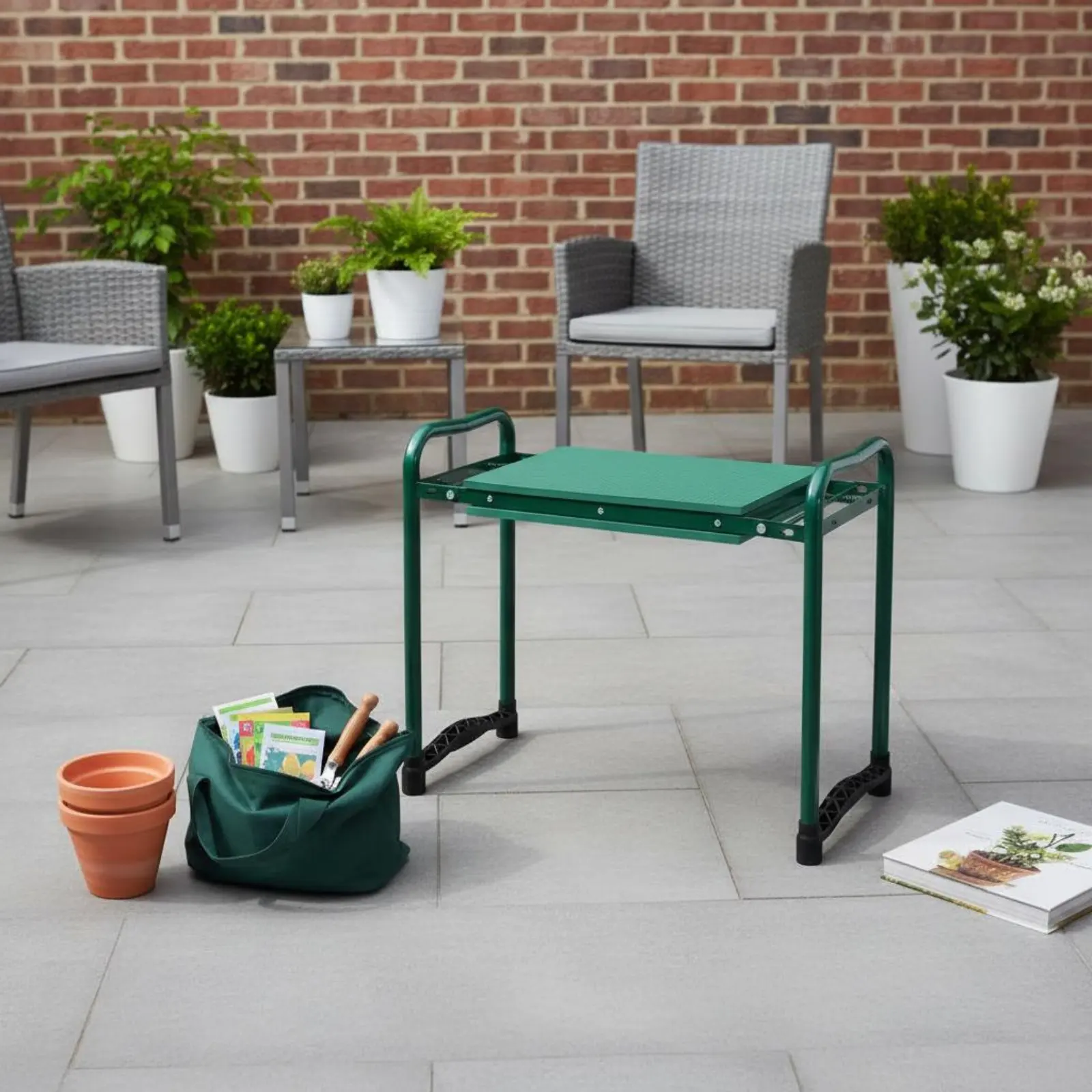 

2-in-1 Garden Kneeler and Stool Sturdy Duty Foldable Garden Kneeler Kneeling Pad Portable for Seniors