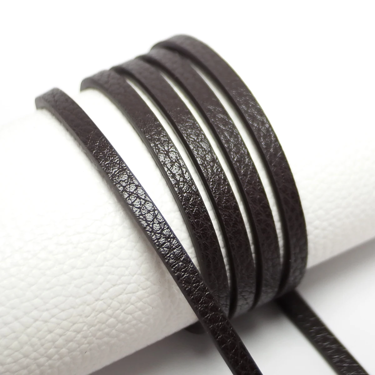 

1.15meter Soft Leather Cord,Litchi Texture 5x3mm Dark Brown Leather Strips,Bracelet Making，Synthetic leather,Jewelry Cord