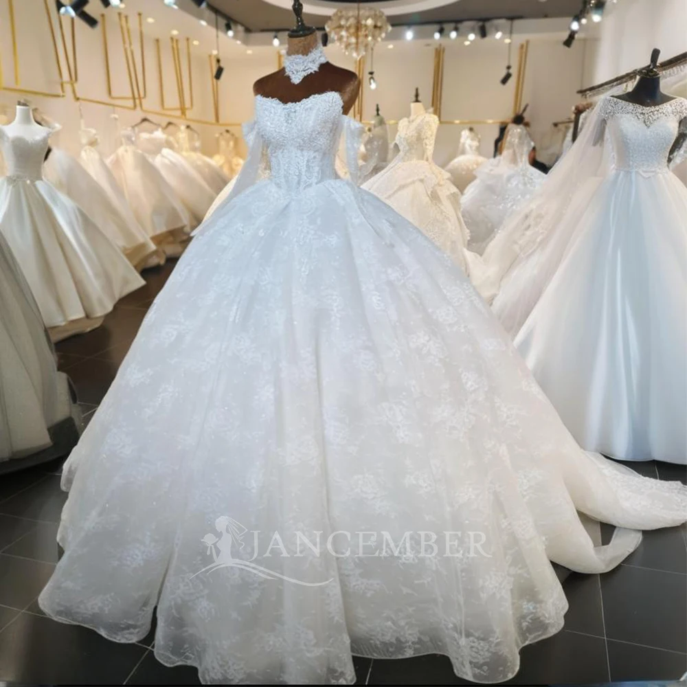 

High Quality Boat Neck Ball Gown Bridal Dress Customized Beaded Crystals Affordable Beach Wedding Gonws Engagement Dress