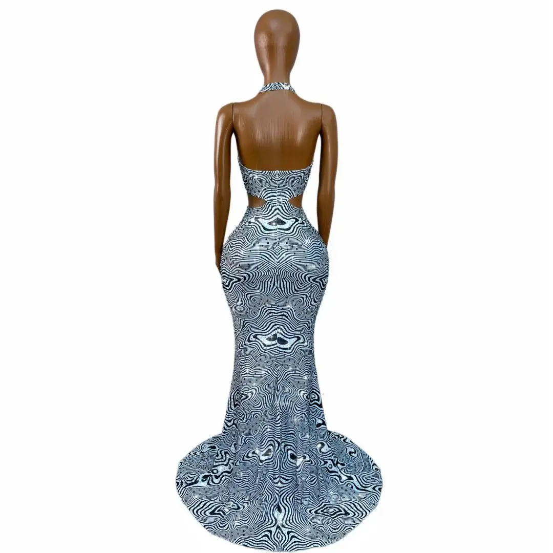 Xiaobanma Luxury Sheer Mesh Abstract Wave Crystal Long Gown Halter Plunge V Neck Hollow Torso Floor Train Red Carpet Outfit
