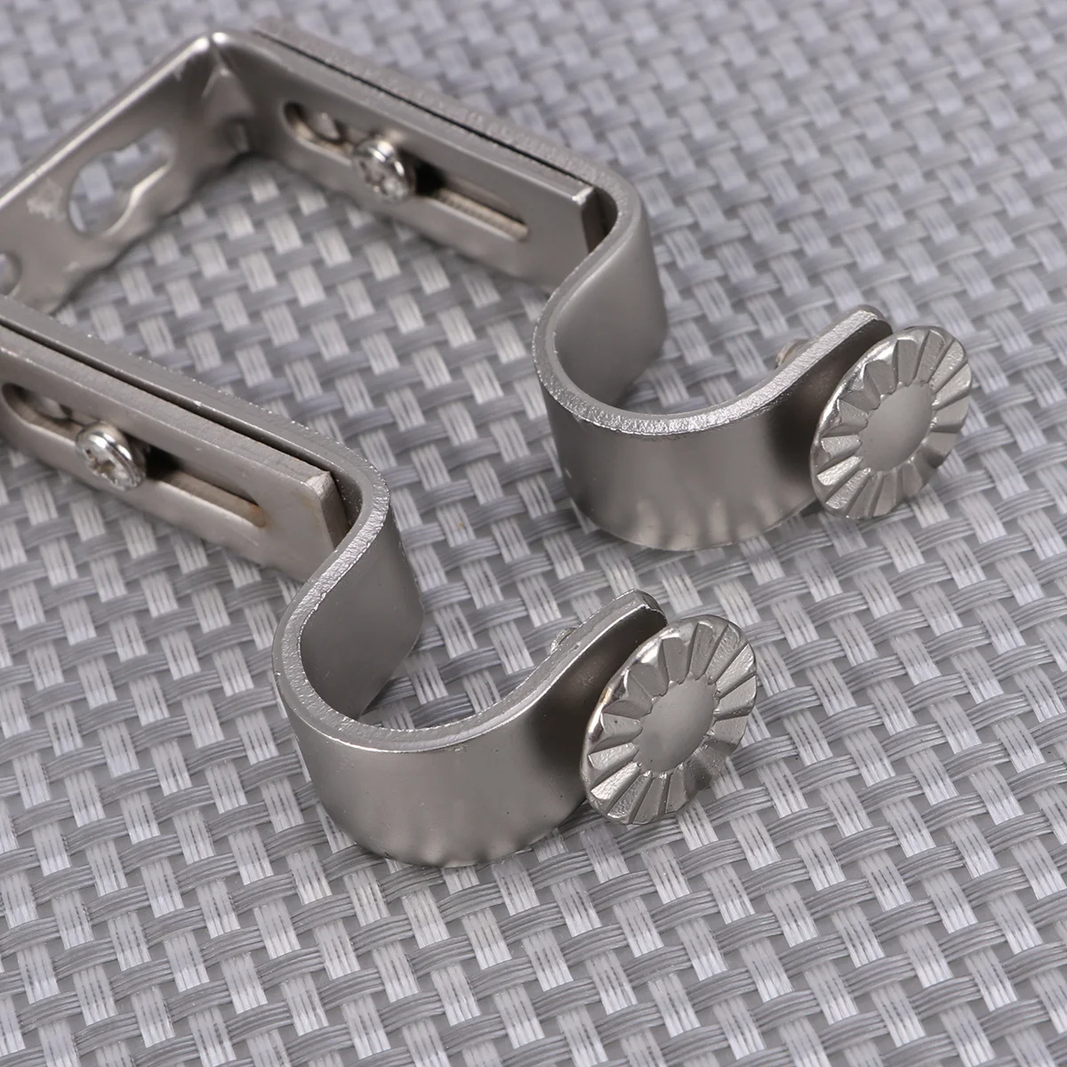 

2Pcs Vintage Style Curtain Rod Bracket Adjustable for 18-22mm Rod Iron Curtain Holder Drapery Mounting