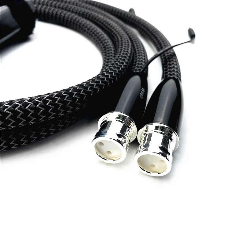 1Pair Wind HiFi Audiophile 3Pin XLR plug  Interconnect Balanced Cable With 72V Carbon