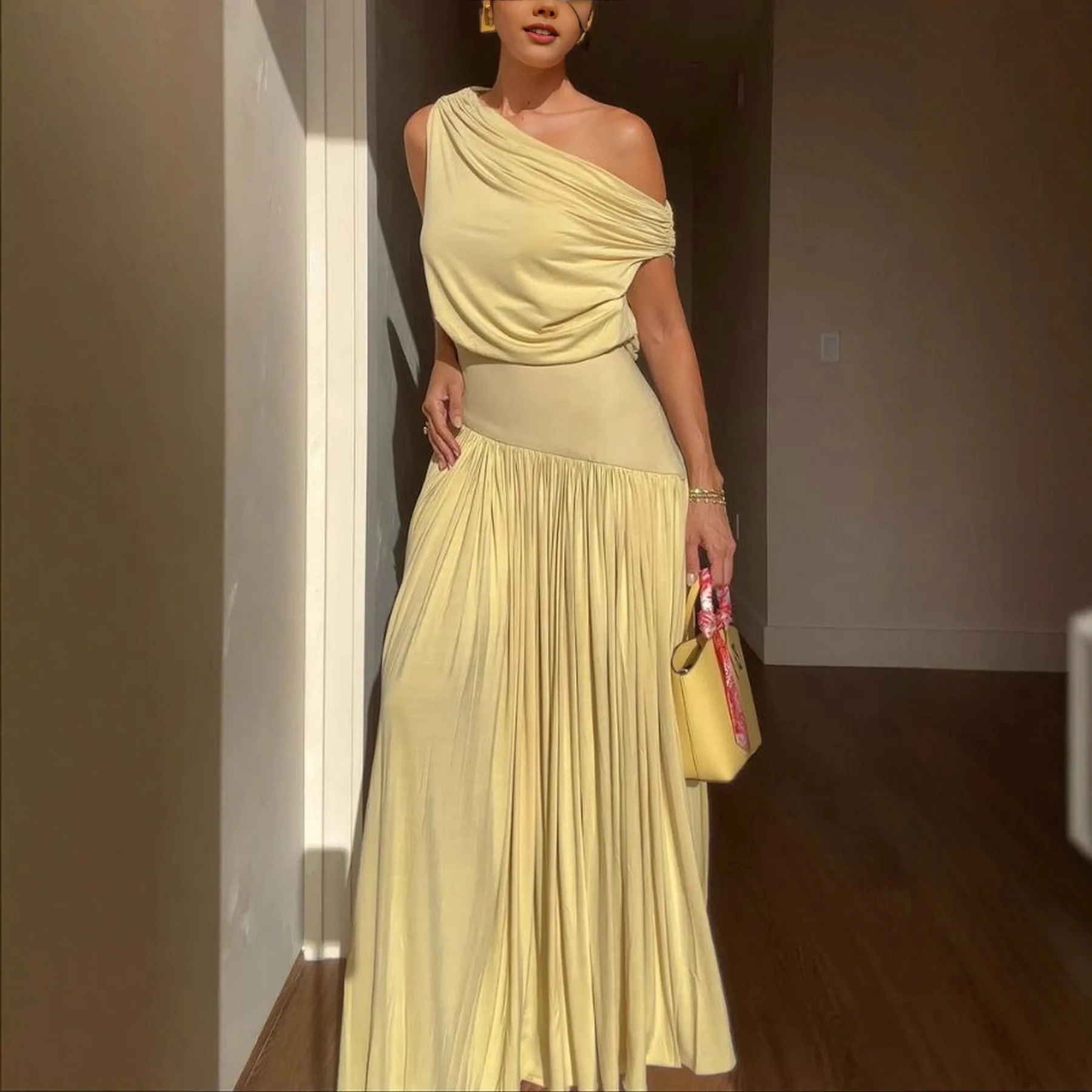 

Summer Sleeveless Backless Party Long Dresses 2025 Woman Light Yellow One Shoulder Casual Patchwork Pleated Dress Vestidos