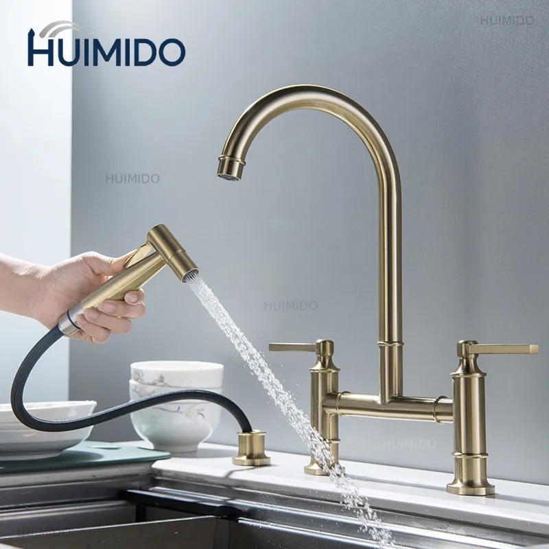 Gebürsteter Goldener Küchenarmatur mit Handbrause, Topffüllhahn, Deckenmontage, Warm- und Kaltwasser, Schwarzer Spülbeckenarmatur, Messing