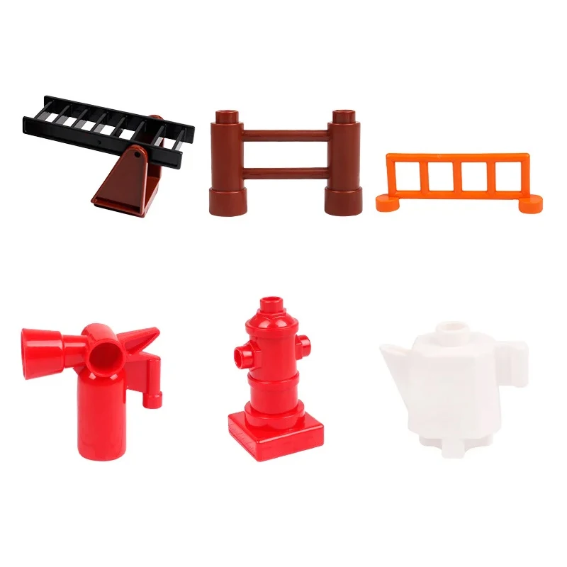 Big Building Block Accessories Train Track Traffic Signs Light Roadblock Parking Pole Fence Compatible Outdoor Series Kids Toys