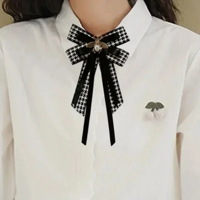 Gravata borboleta para mulheres coreano high-end estilo universitário pérola strass houndstooth gravata borboleta camisa pino colares flor acessórios femininos