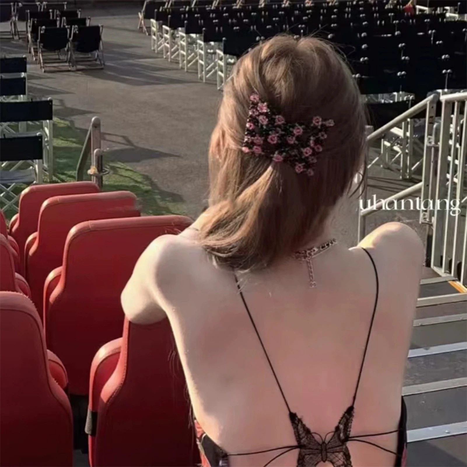 Bow Magic Hair Combs Woven Flower Hair Pins and Clips for Women Metal Stick Bun Makers Ponytail Holders Fashion Hair Accessories