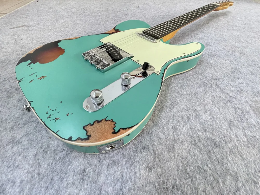 Relic Electric Guitar，Master built seafoam green On sunburst color,High Quality,can be customized，free shipping