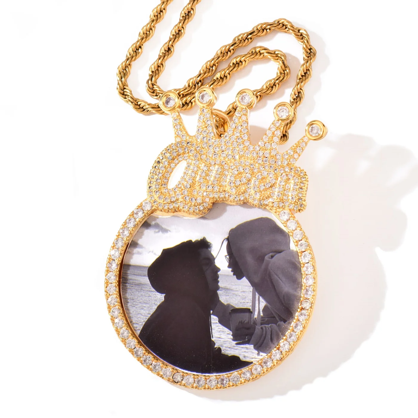 CUC Custom Photo Pendant Queen Crown Bail Memory Frame Picture Necklace Iced Out Zircon Men Women Hip Hop Jewelry