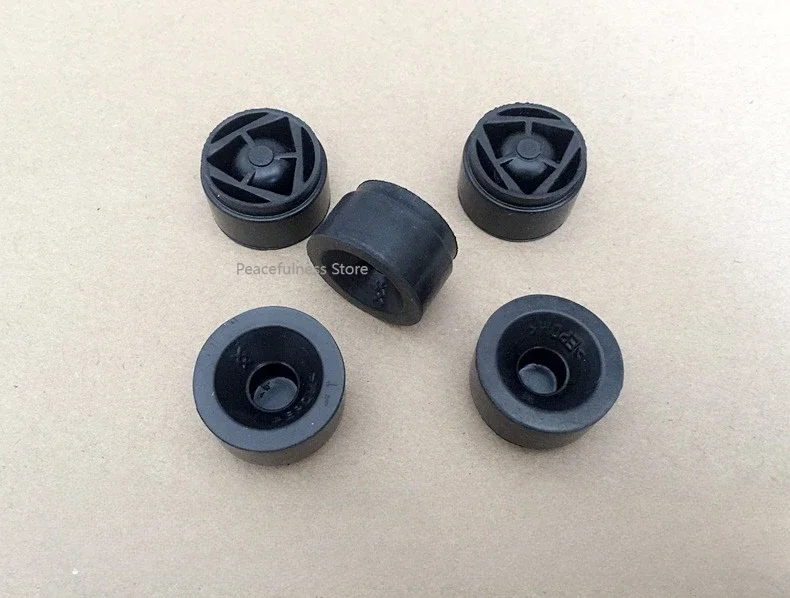 5PC Suitable for Changan CS75 Ruicheng engine decorative cover rubber sleeve, engine hood shock absorber cushion rubber pad