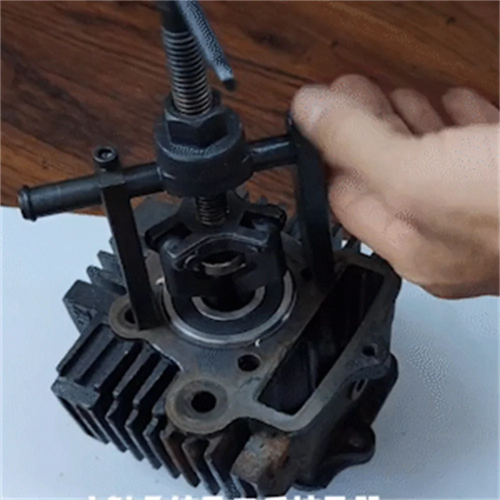 

Car Repair Tool 3-Jaw Extractor Car Inner Bearing Puller Gear Labor-saving Car Separation Disassembly Tool Auto Accessories